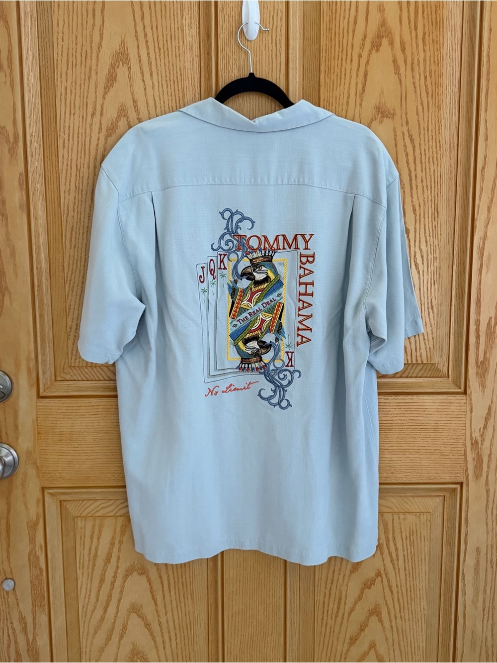 Tommy Bahama Men’s XL 100% silk embroidered The real deal cards shirt